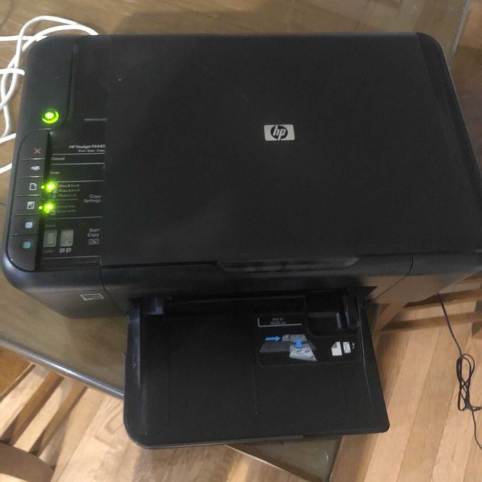 Принтер, сканер, копир.уст 3в1  - HP Deskjet F4440, цветн