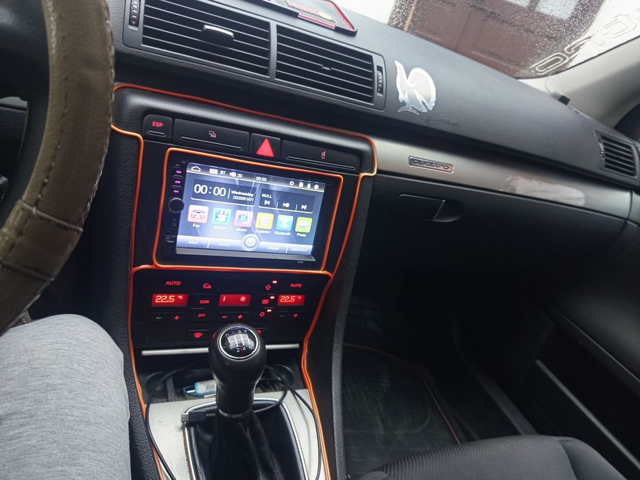 AUDI A4 Avant 0 — imagine 2