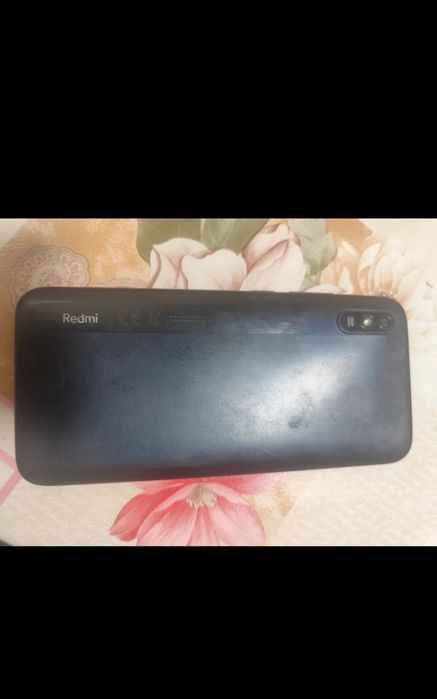 Xiaomi Redmi 9AT, stare bună.are urme de zgârieturi