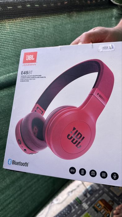 JBL E45BT червени/red слушалки ,