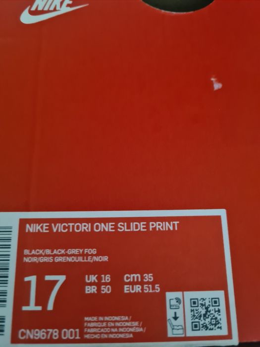 Nike- Чехли/Джапанки 51,5 номер