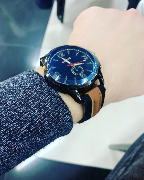 Часы качество люкс новые с первых рук