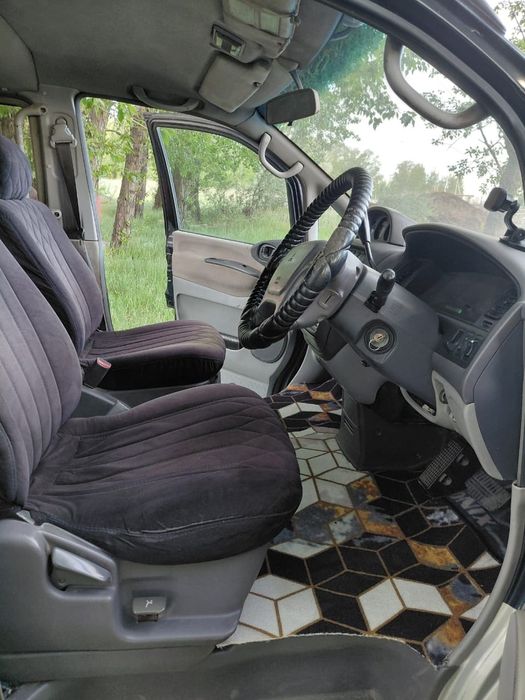 Продам митсубиси делика