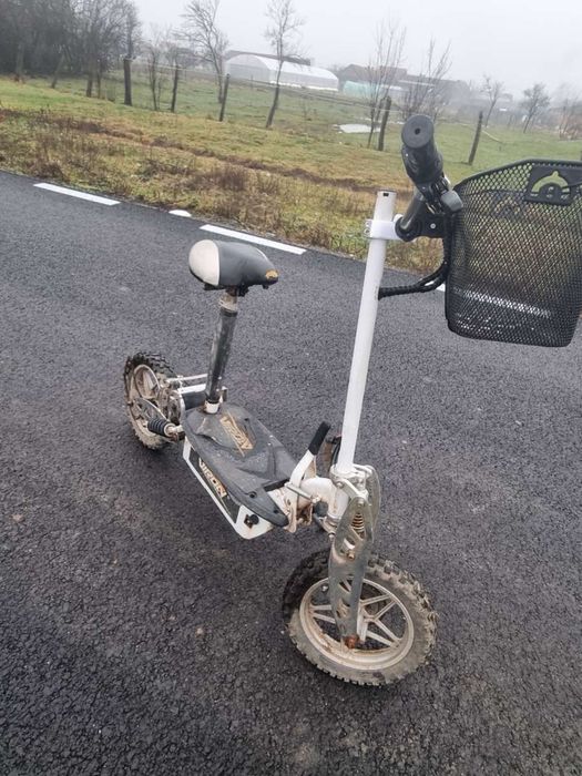 Scuter electroc Viron