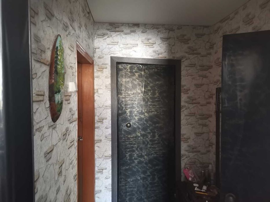 Обмен дома на квартиру  срочно