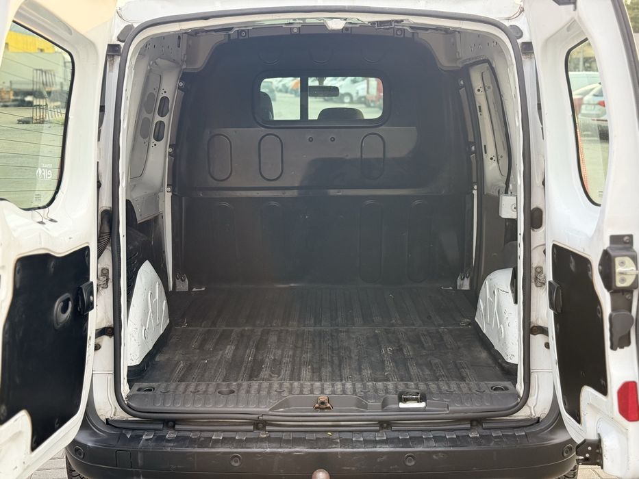 Vand Renault kangoo 1.5 dci 2014,ac functional,senzori parcare,pilot automat,import Olanda