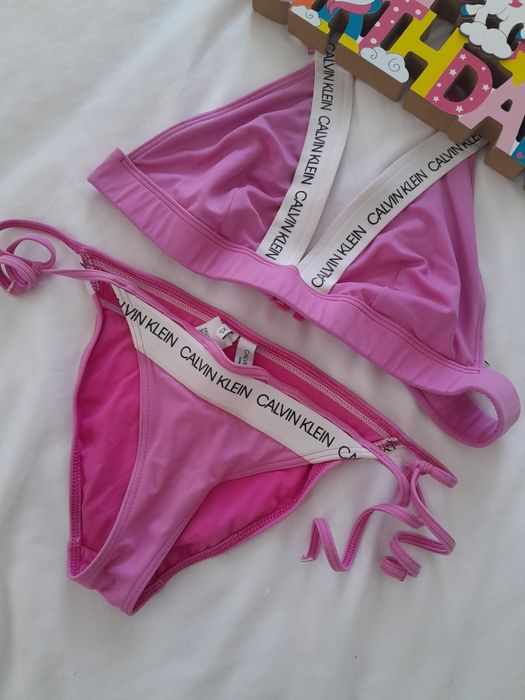 Costum de baie în stare foarte bună