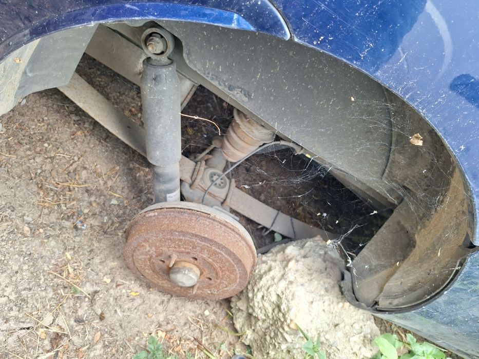 Dezmembrari Fiat Doblo 1.3 diesel 1.4 benzina an 2006