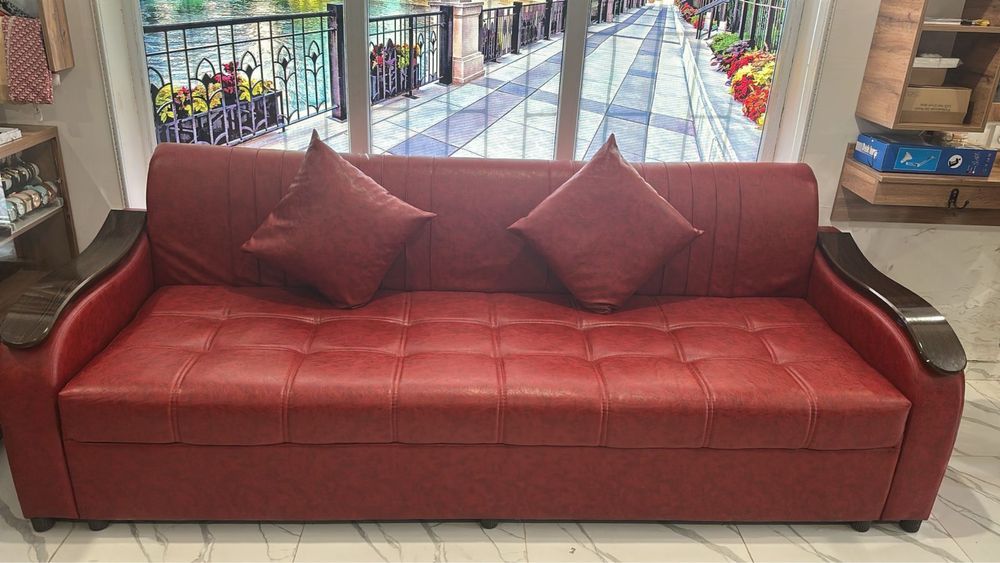 Кожанный диван 2,5 мт