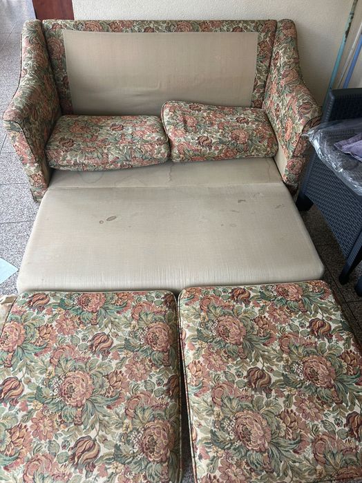 Vand canapea 2 persoane,+ birou