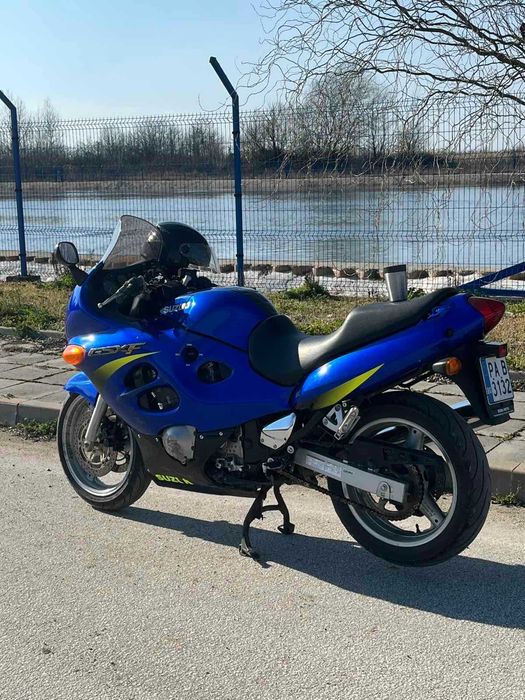 Suzuki GSX 600F