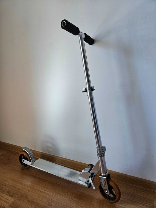 Trotinetă pliabilă Action One, mecanică, fără cric