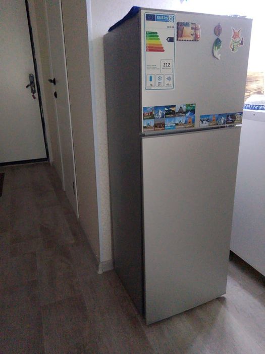 Продам холодильник