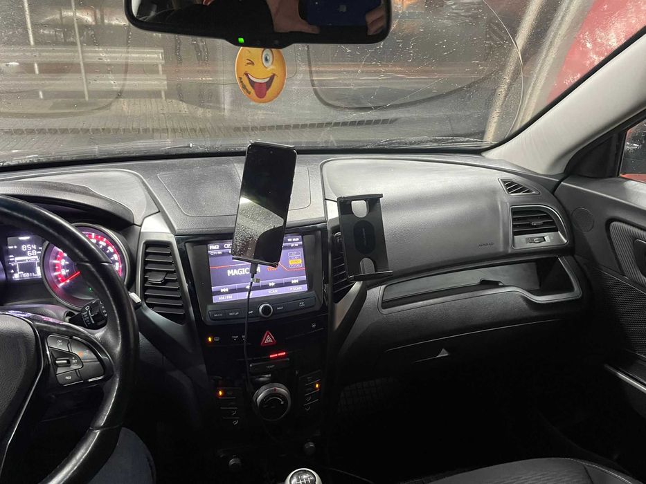 Inchiriere SsangYong XLV diesel pentru Uber/Bolt Brasov