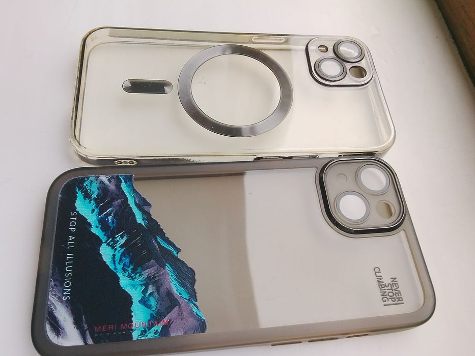 Продам чехлы на 13 айфон