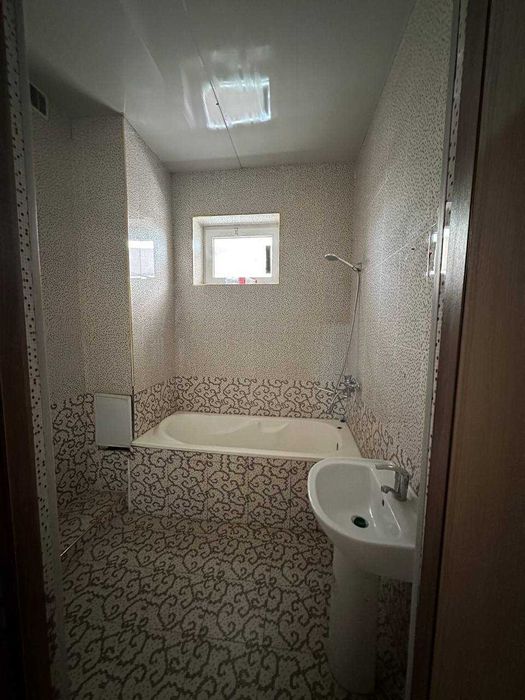 2 mavze (Гор отдел) yonida 2-qavatda 3 xonalik uy sotiladi