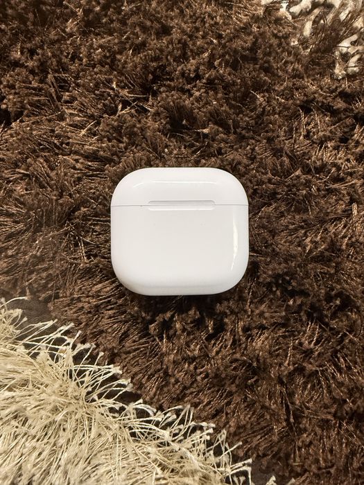 Căști Apple Airpods 4 ANC, noi, nefolosite