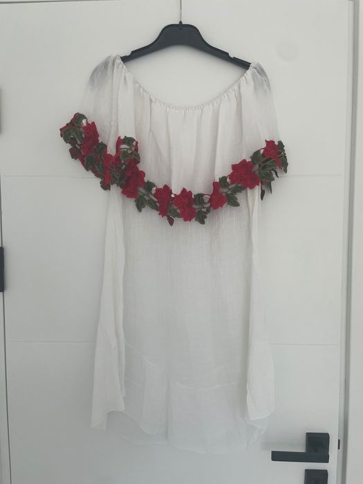 Rochie de plajă inflorată