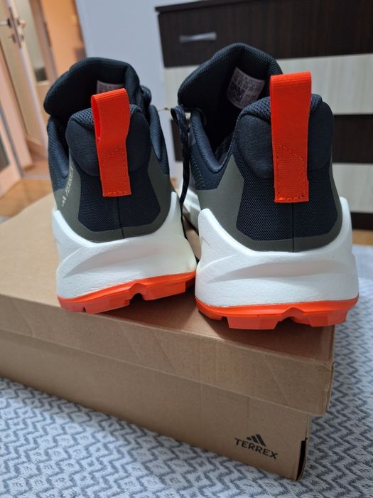 Оригинални мъжки  маратонки Adidas Terrex