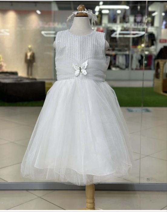 Продам детские платья