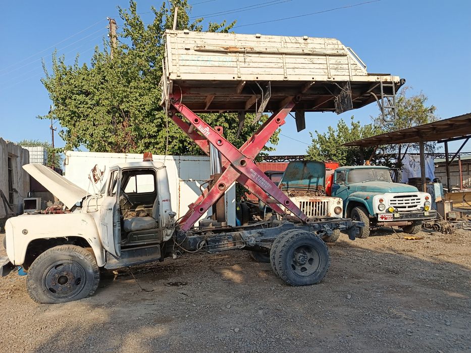 Gaz 53 sotiladi yaxshi