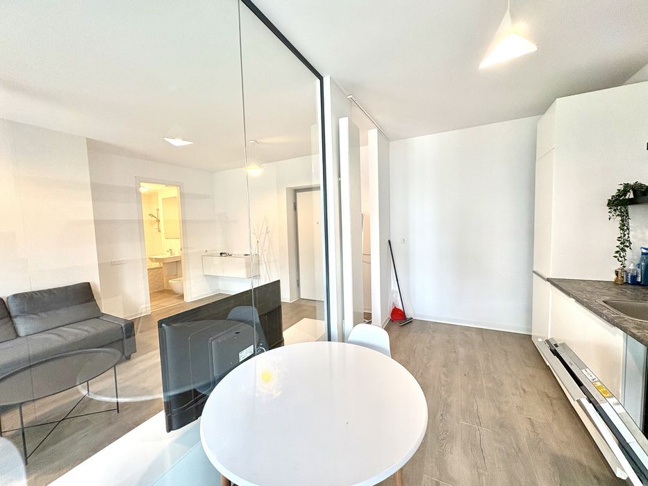 Complex Cloud9 - metrou Aurel Vlaicu - Nord