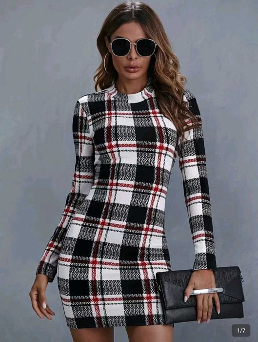 Рокли поръчани от Shein