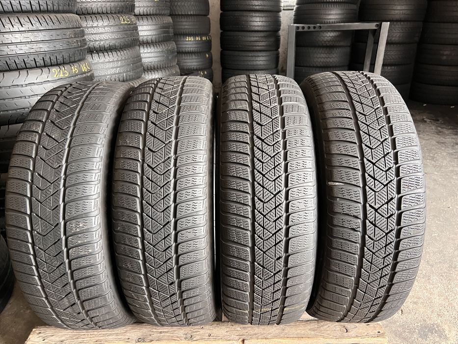 4 anvelope iarna 225/60/18 , Pirelli , DOT 2022