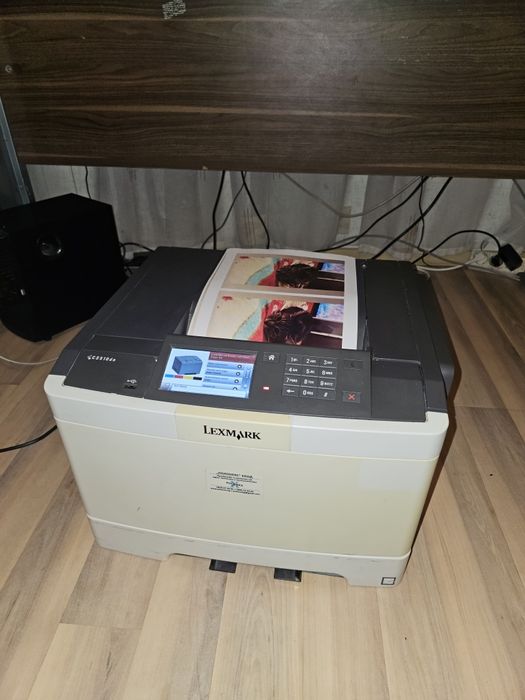 Лазерен Цветен Принтер Lexmark CS510de + Всички тонери