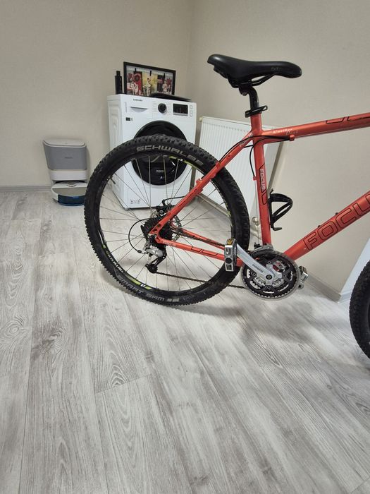 Bicicleta Focus,roti 29,frane disc,Shimano DEORE Lx,3x9viteze