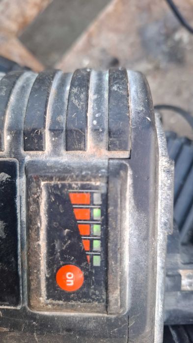 Vind ciocan rotopercutor