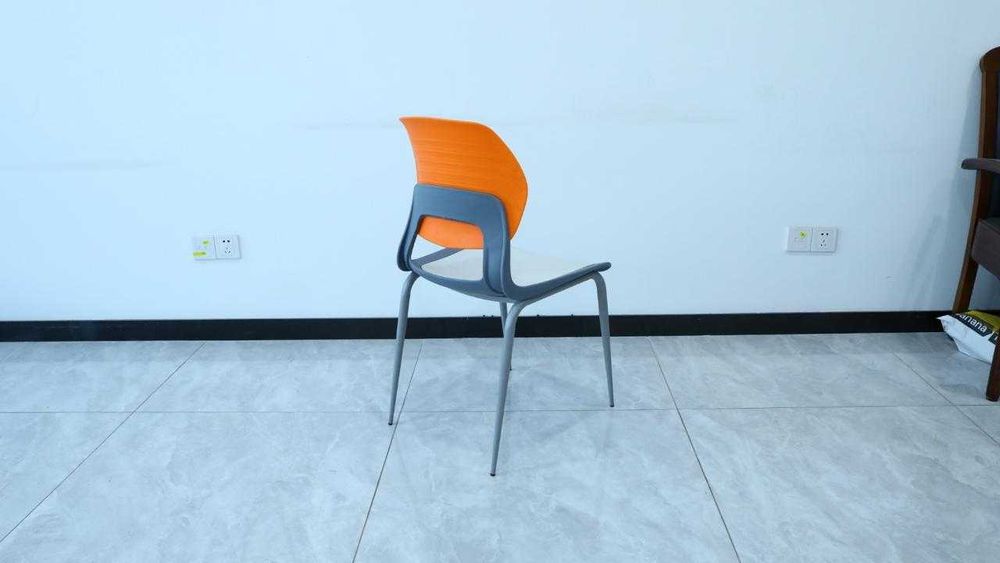 стулья для столовой