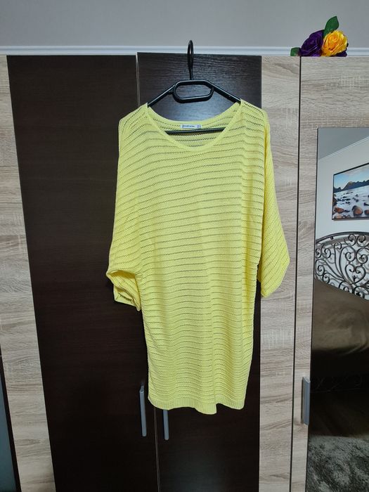 Pulover dama Stradivarius marimea M