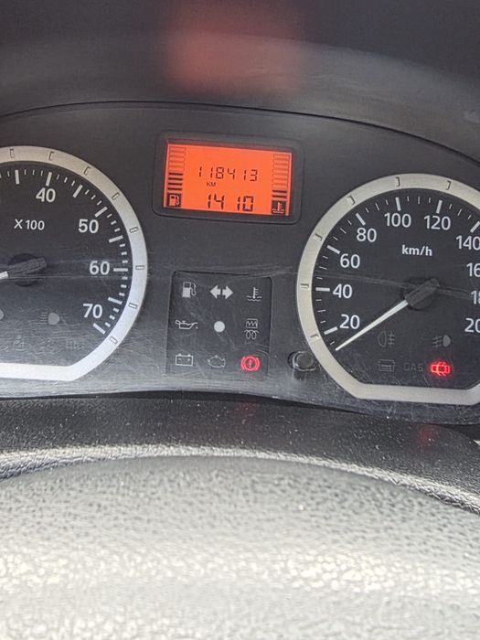 De vanzare 1300 E An 2007 AC