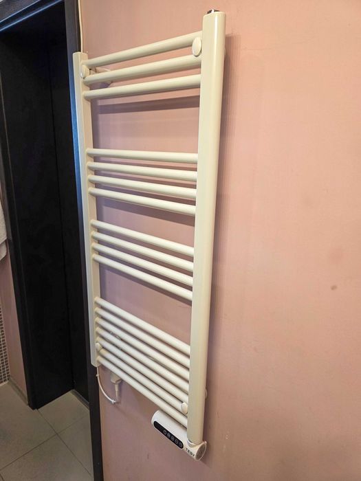 Отоплител лира за баня и хавлии