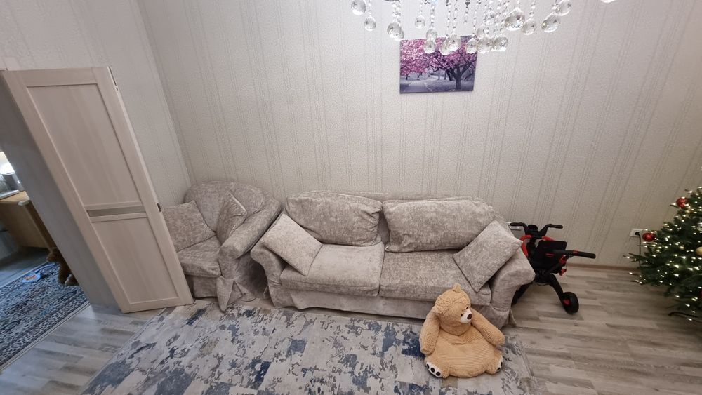 Продам диван 2 кресла