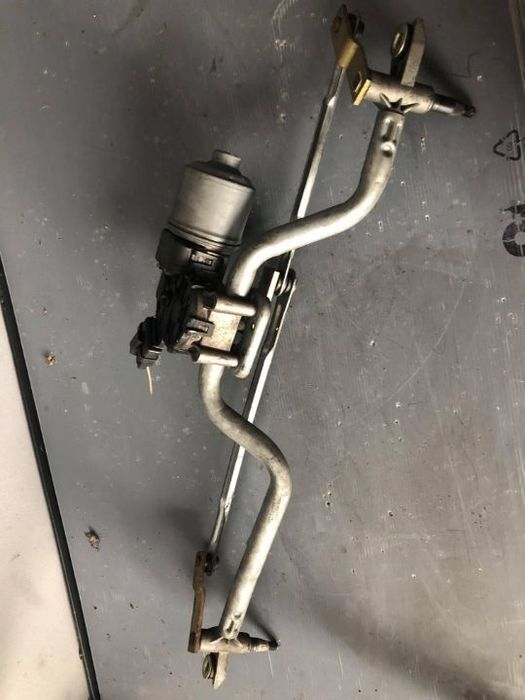 ansamblu motoras stergatoare renault clio 2
