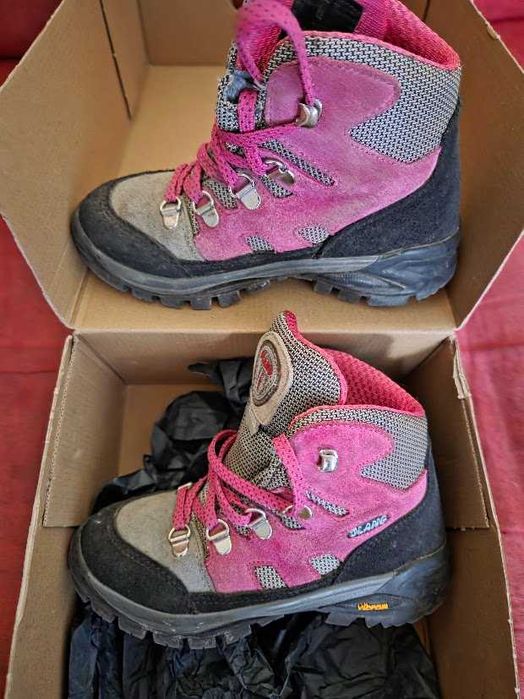 Туристически трисезонни детски обувки