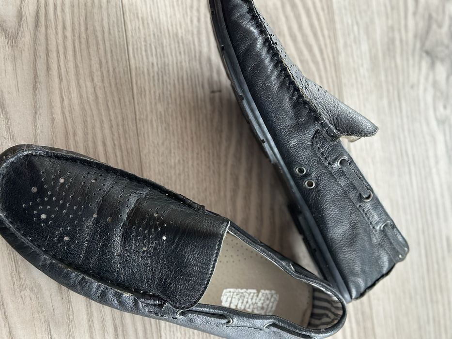 Vand Mocasini de piele noi