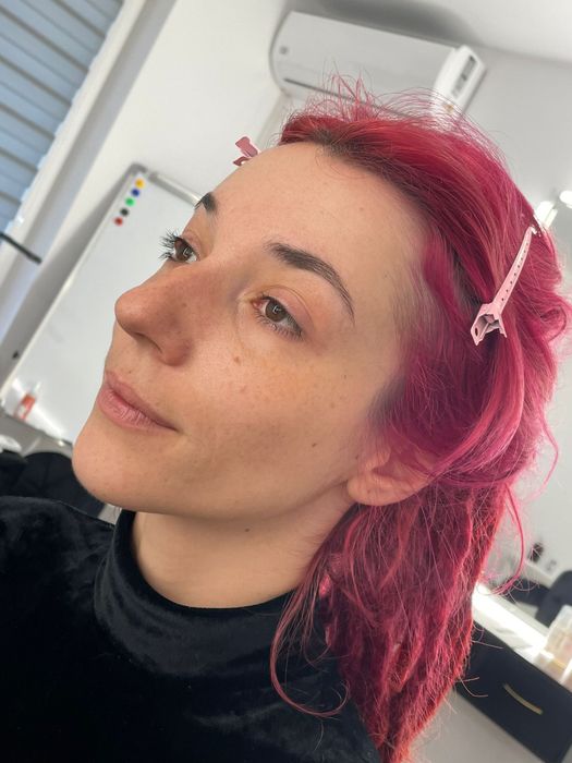 Laminare și Stilizare sprâncene - Cluj