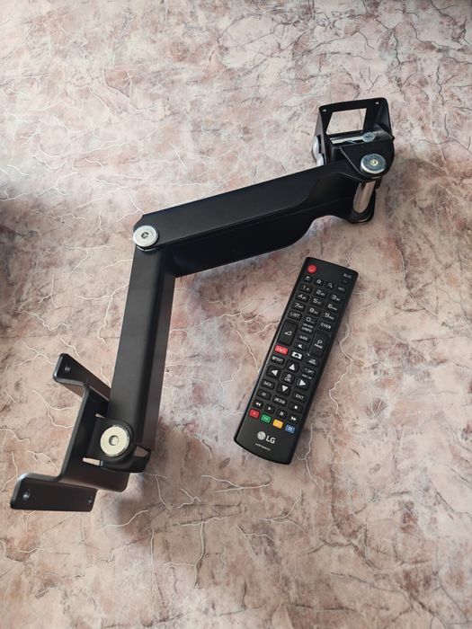 Продам телевизор LG