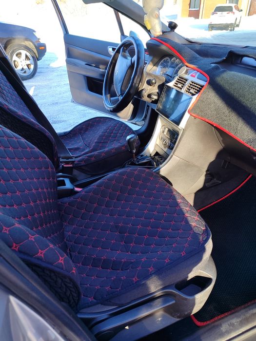 Продам экономичный Пежо 307