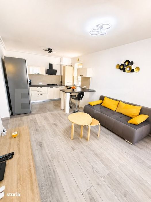 Apartament cu 2 camere, 47 mp, parcare, zona Coresi Kasper