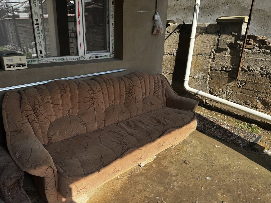 Диван б/у 10.000 тг