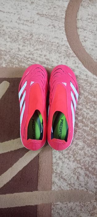 Ghete de fotbal Adidas Predator