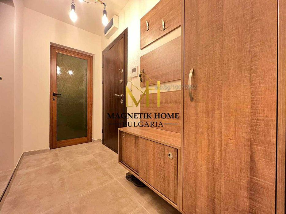 Дава се под наем Тристаен апартамент в Бургас, Център - 101 кв.м за 663 € - Снимка #3