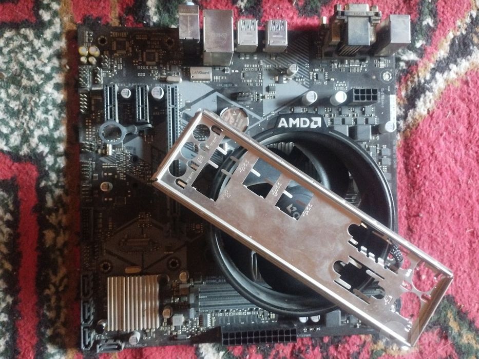 Продам комплект AM4: Ryzen 5 2600 + ASUS Prime B450M-K