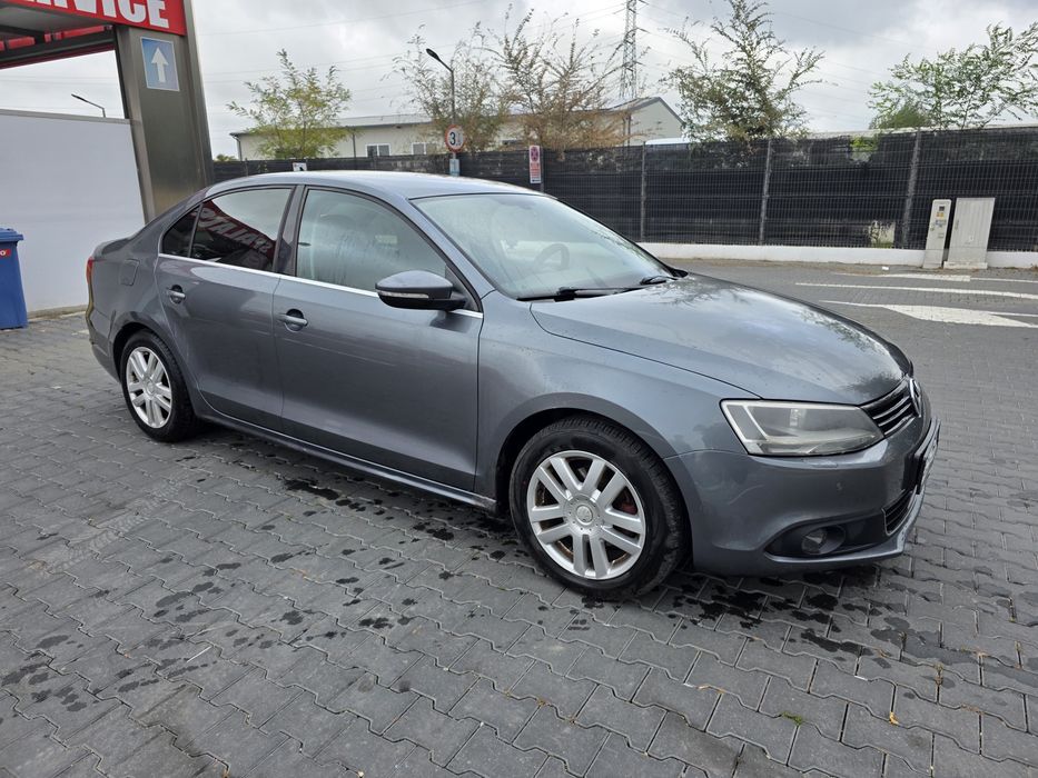 VOLKSWAGEN Jetta 2012 — imagine 2