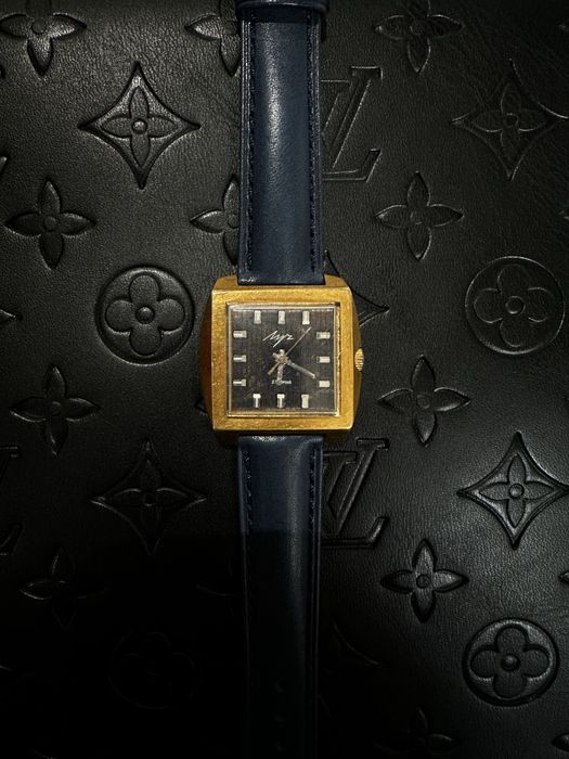 Наручные часы Луч СССР