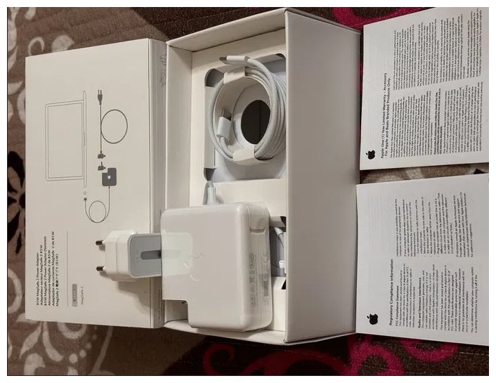 - от ( Apple ) зарядка для MacBook - блок питания на макбук